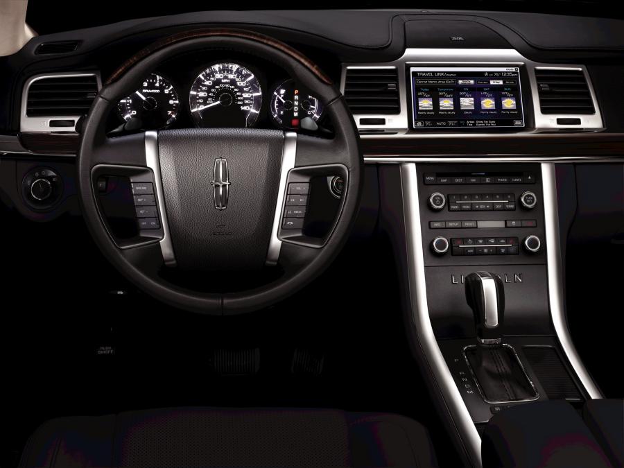  Lincoln MKS 2011 года  (фото 4 из 9)